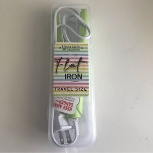Travel Flat Iron Mini Corded in Case Heats In 30 Secs Momentum Brands - NIB